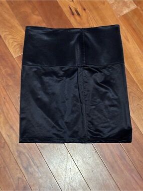BoDY Nancy Ganz Black Mini  Skirt